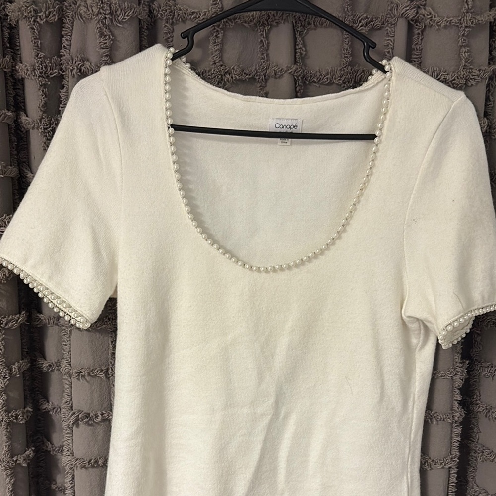 White Fitted Embellished Short Sleeve Tee